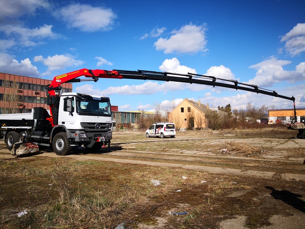 PALFINGER PK 40002 za Elektromontažu iz Kraljeva