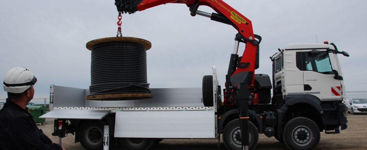 Palfinger PK 65002 SH za HIGH VOLTAGE ENERGY