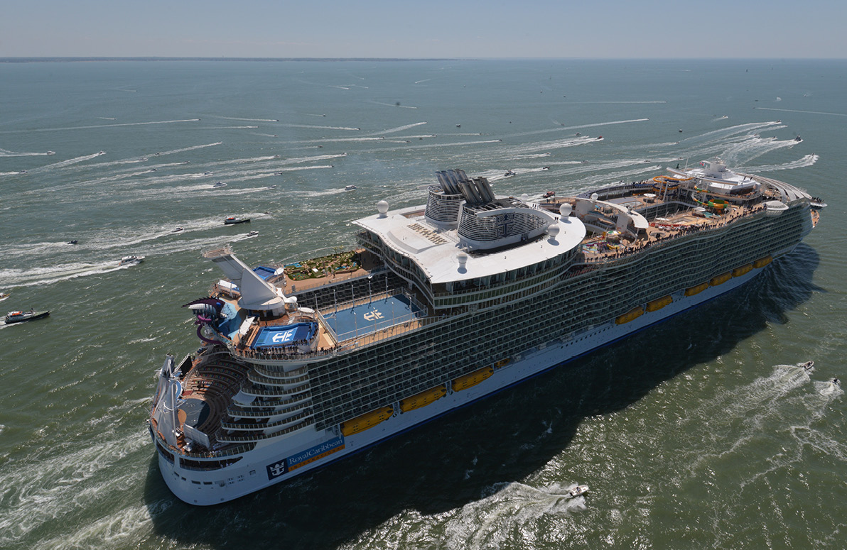 Palfinger PK 150002 M na najvećem svjetskom kruzeru