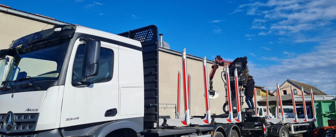 JP Nacionalni park Tara – isporuka šumarske nadgradnje sa Epsilon dizalicom i prikolicom