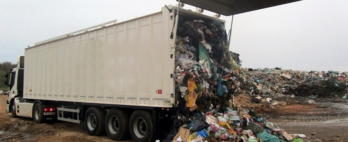 Poluprikolica PPK 020  za presovanje komunalnog otpada