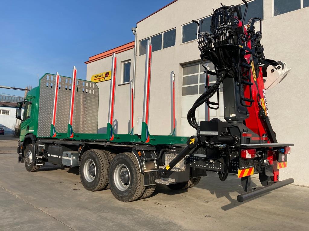 šumarska nadgradnja sa EPSILON dizalicom M12Z91 za Minesal