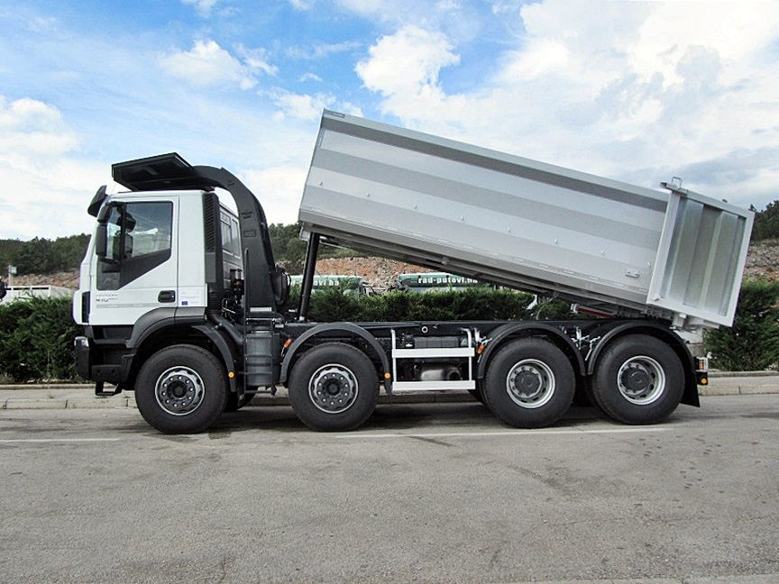 FOPS i ROPS zaštita kabine