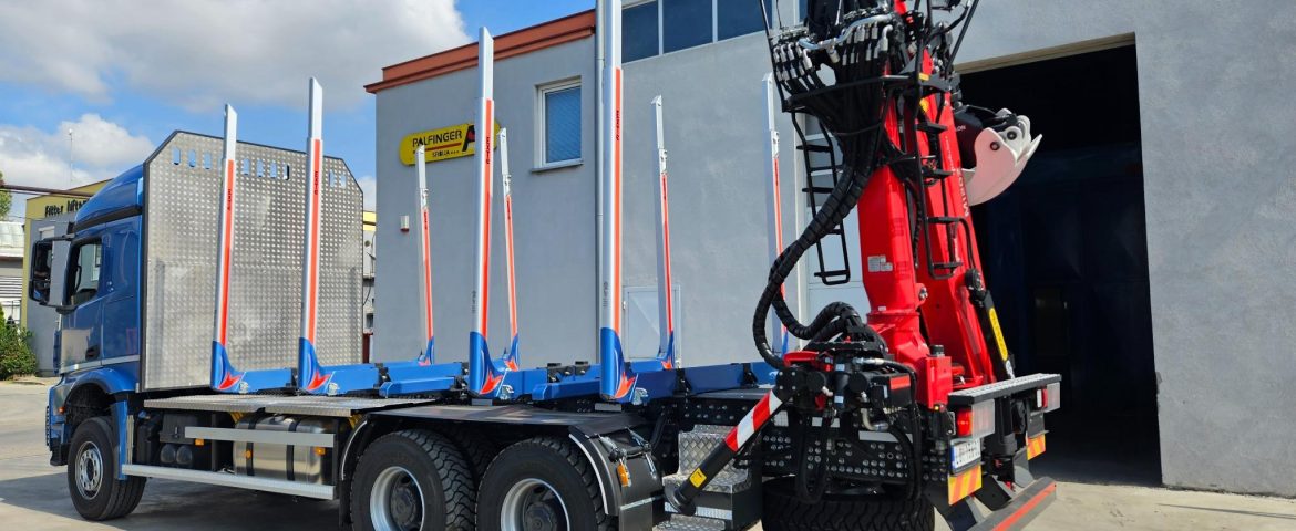 Šumarska nadgradnja sa Epsilon dizalicom M120Z96 za Vuković Tim