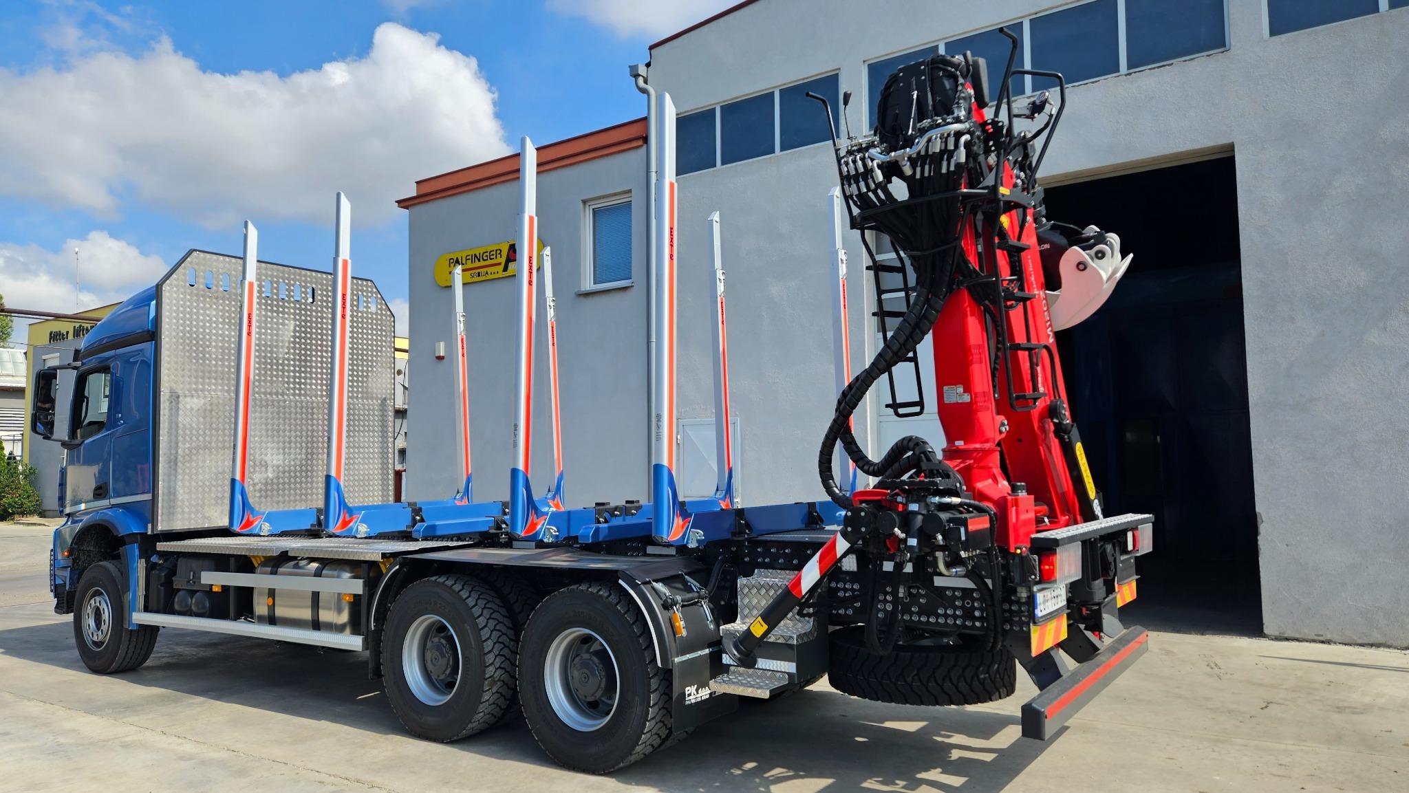 Šumarska nadgradnja sa Epsilon dizalicom M120Z96 za Vuković Tim