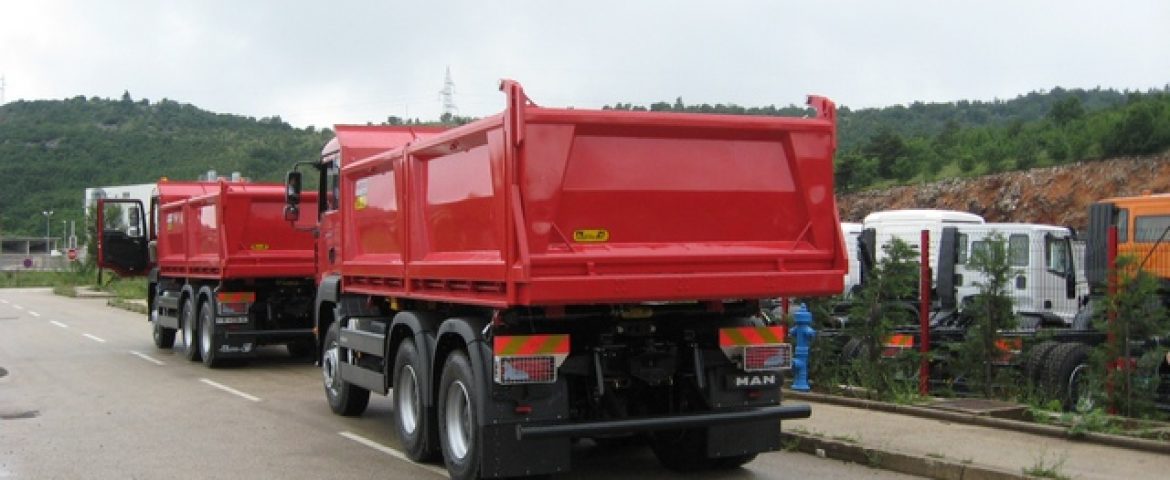 Demo vozila sa trostranim kiperom TSK 200C