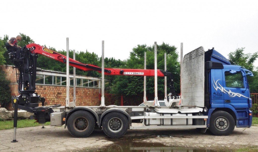 Nova EPSILON dizalica M12Z105 sa grabilicom FG53 za Star Jelu