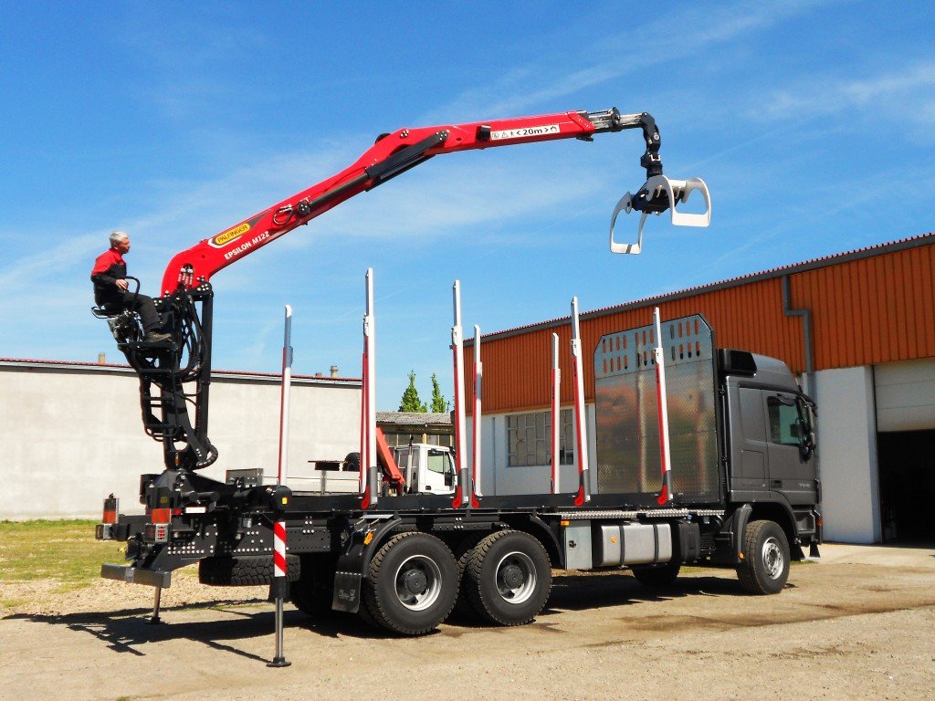 Šumarska dizalica Palfinger Epsilon M12Z91 za Strugara Radanović d.o.o.