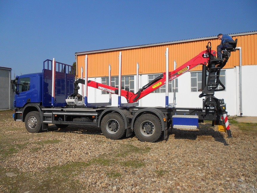 Šumarska platforma sa Palfinger Epsilon M10L80 za SSR Beljanička Bela Bukva