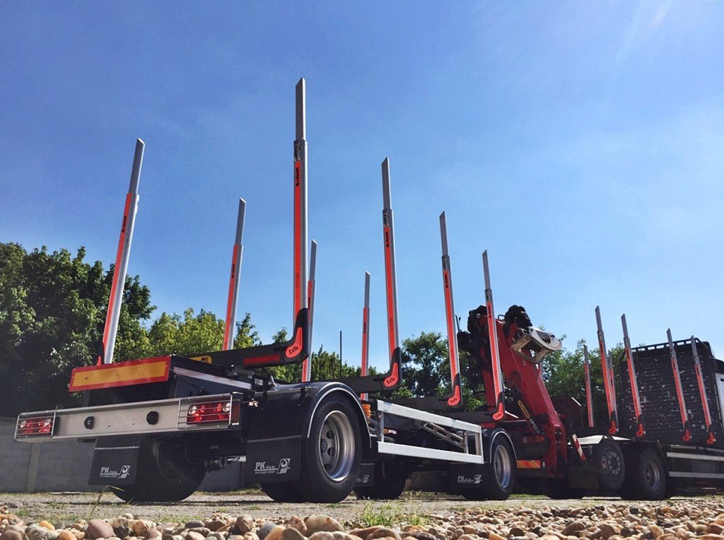 Šumarska prikolica PSM200 za prevoz trupaca za SZTR Popov