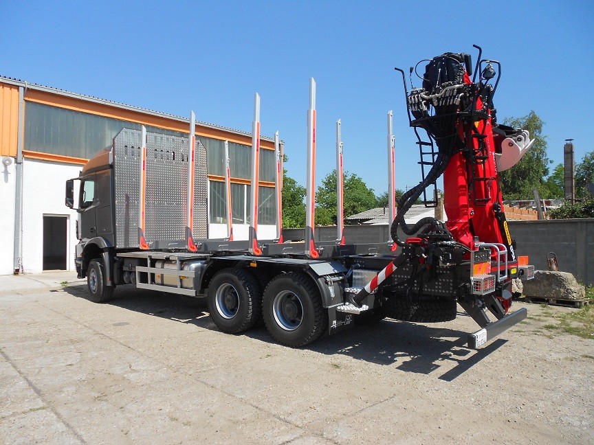 Šumar sa Epsilon dizalicom M110Z96 za Strugara Radanović