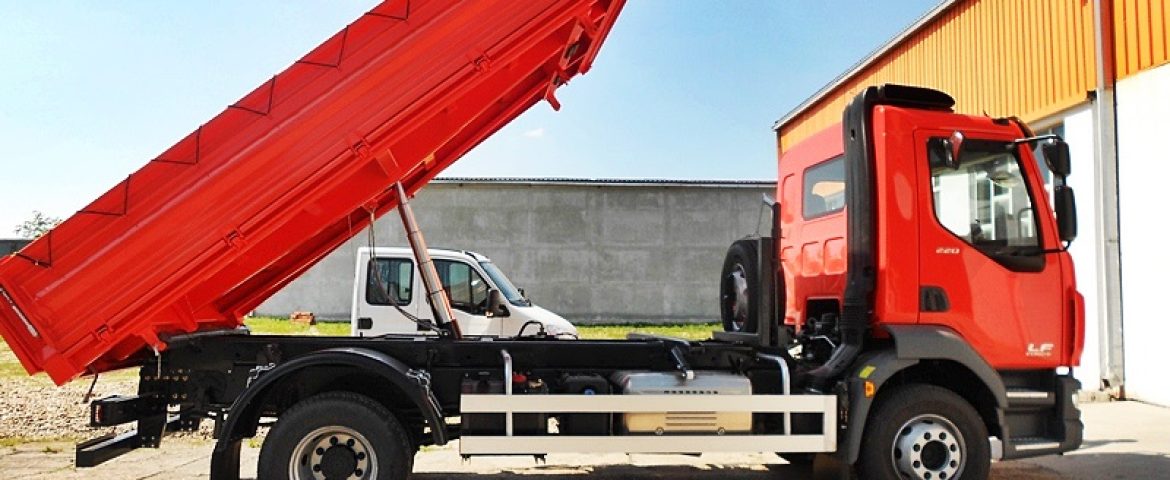 Trostrani kiper TK95 za JKP Komunal Projekt