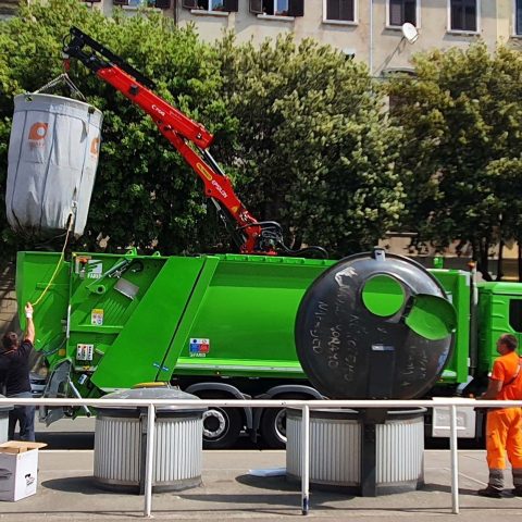 Pražnjenje podzemnih i polupodzemnih kontejnera