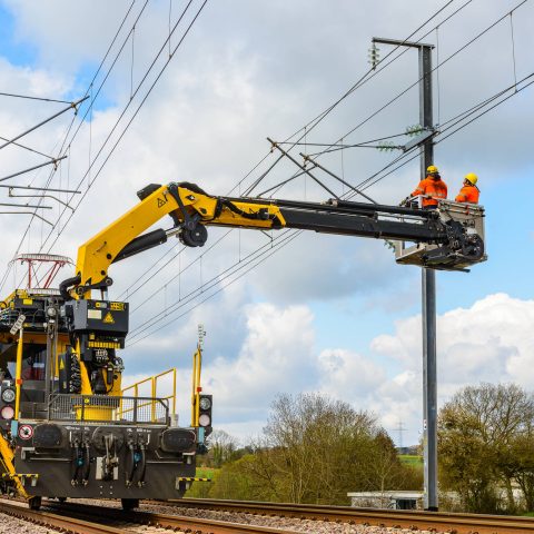 DIZALICE ZA ODRŽAVANJE ŽELEZNICA