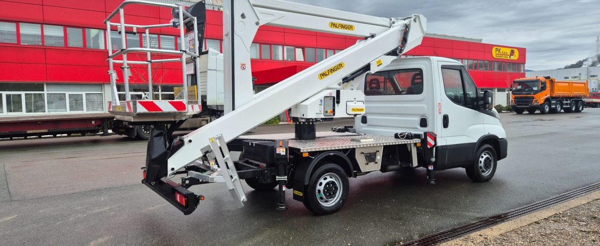 Delivery of Palfinger P200AXE-PLUS platform for Elektroistok Izgradnja d.o.o.