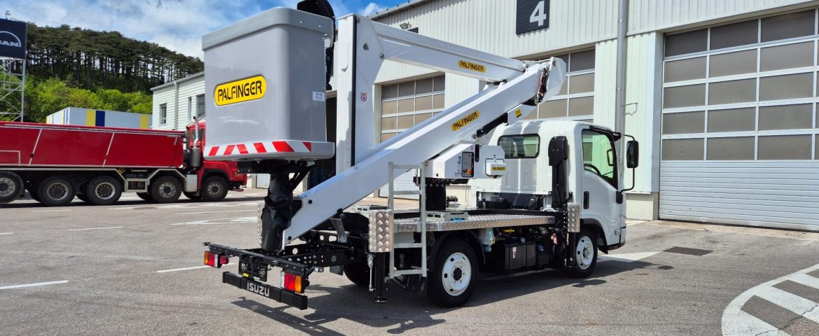 NOVO-ISUZU M21 T sa PALFINGER platformom P200 A-E
